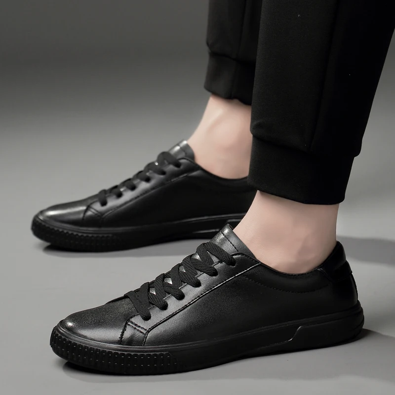 Мужская обувь белая повседневная из натуральной кожи на осень и зиму мокасины