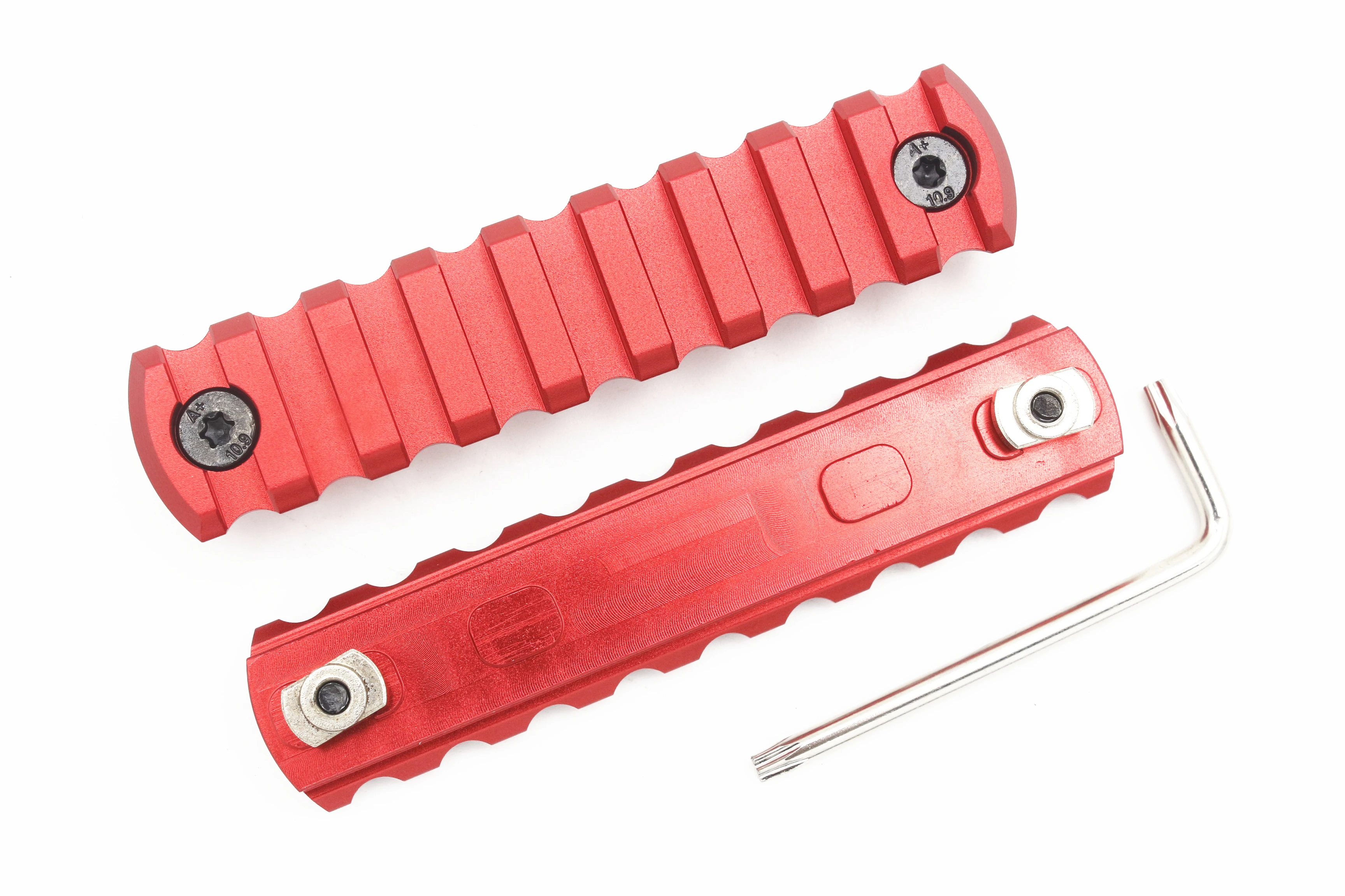 9 слотов черный/коричневый/красный цвет Алюминиевый Keymod / M-lok рельсовая секция