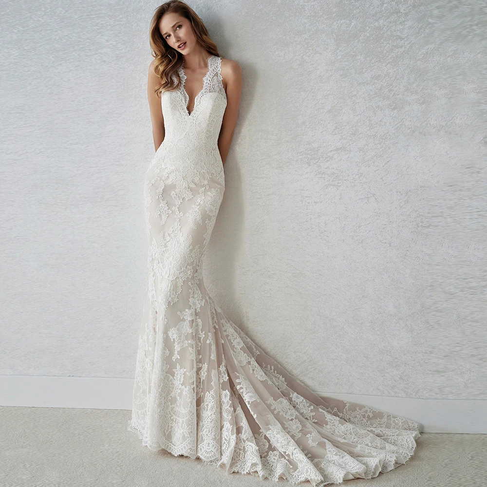 

Gorgeous Mermaid Wedding Dresses V-Neck A-Line Lace Appliques 2021 Sleeveless Court Train Button Bridal Gowns Vestidos De Novia