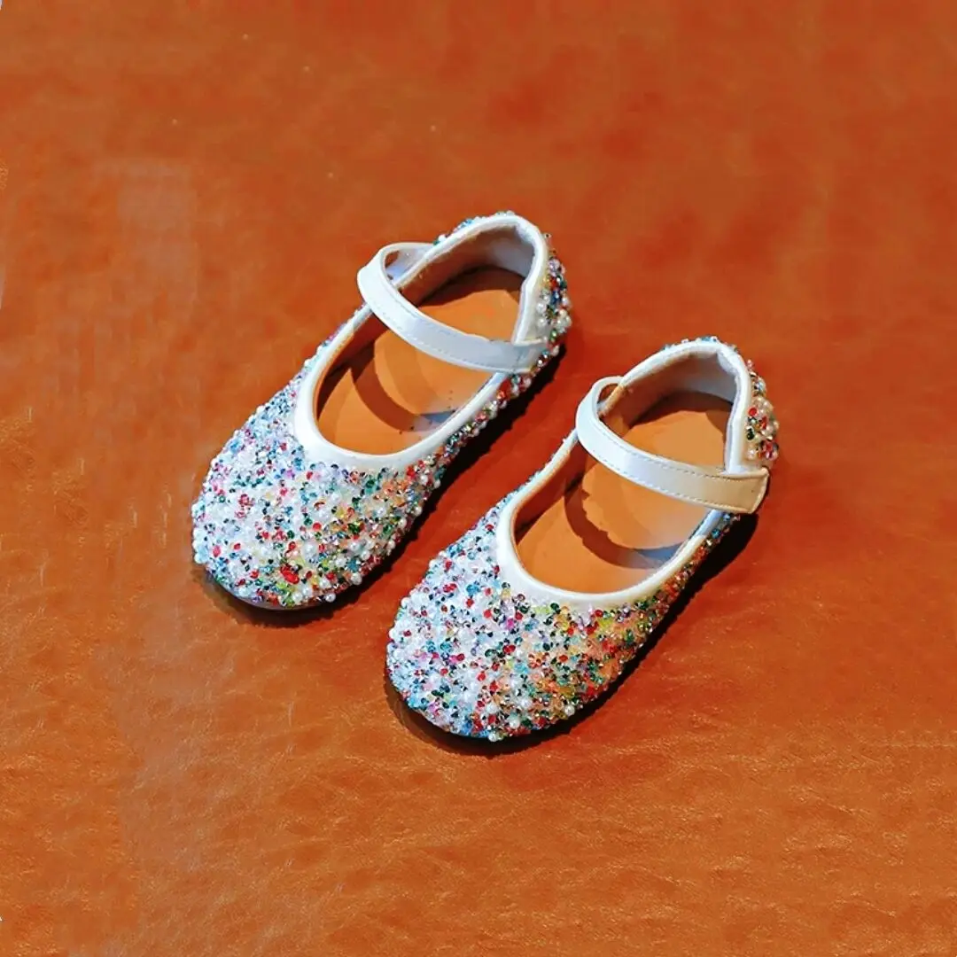 

Демисезонные кожаные туфли со стразами для девочек, весна 2021, туфли принцессы с жемчугом и бантом, мягкие детские туфли для малышей