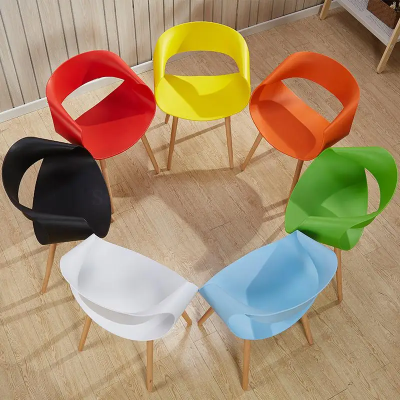 Белый стул креативный модный простой современный со спинкой офисный стол и