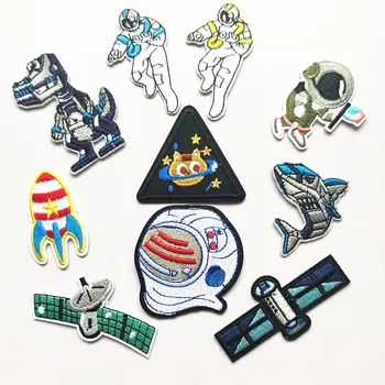 100pcs/lot Embroidery Patch Cartoon Robot Dog Astronaut Satellite Solar Panels Clothing Decoration Diy Iron Heat Applique