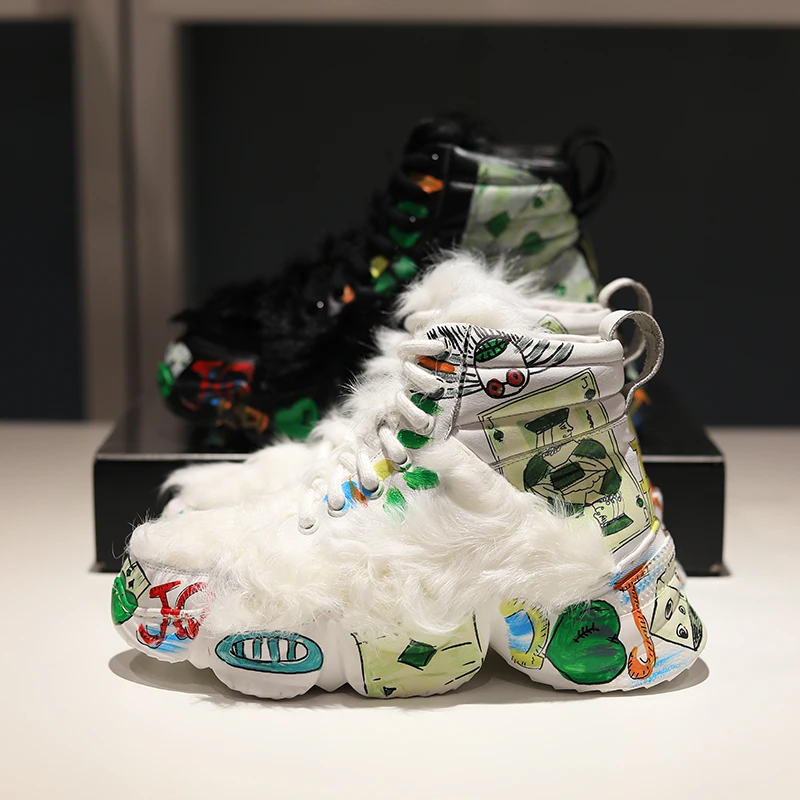 Женские кожаные ботинки maomao черные короткие с толстой подошвой граффити в