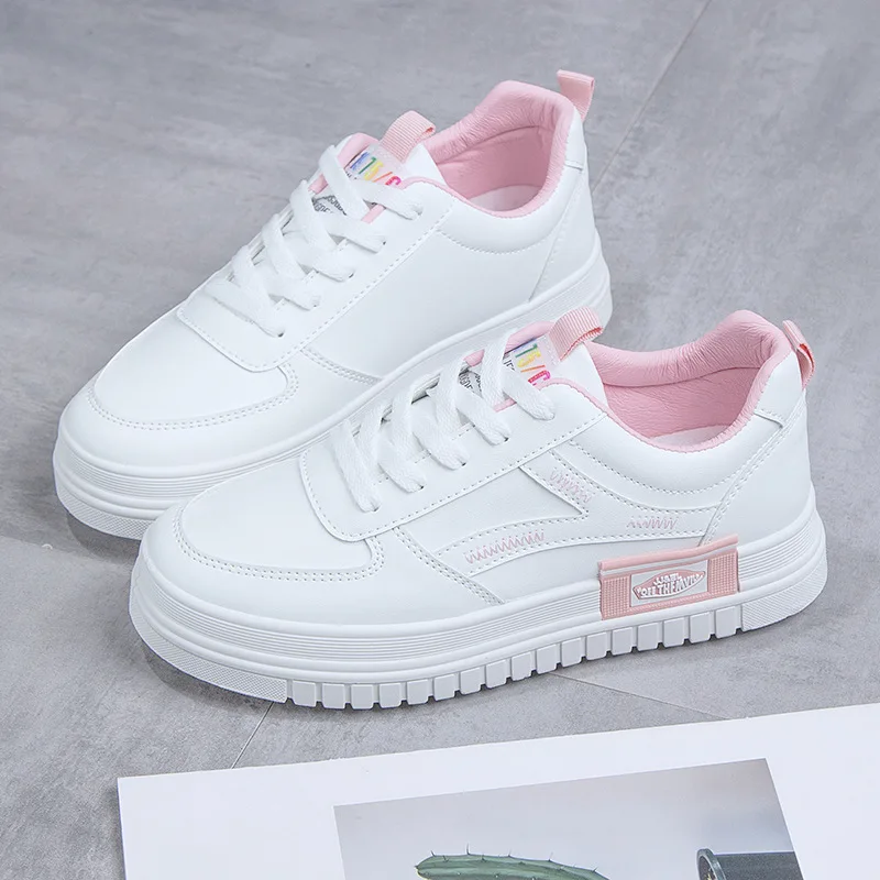 Белые кроссовки Женская повседневная обувь Сезон весна Модная женская на