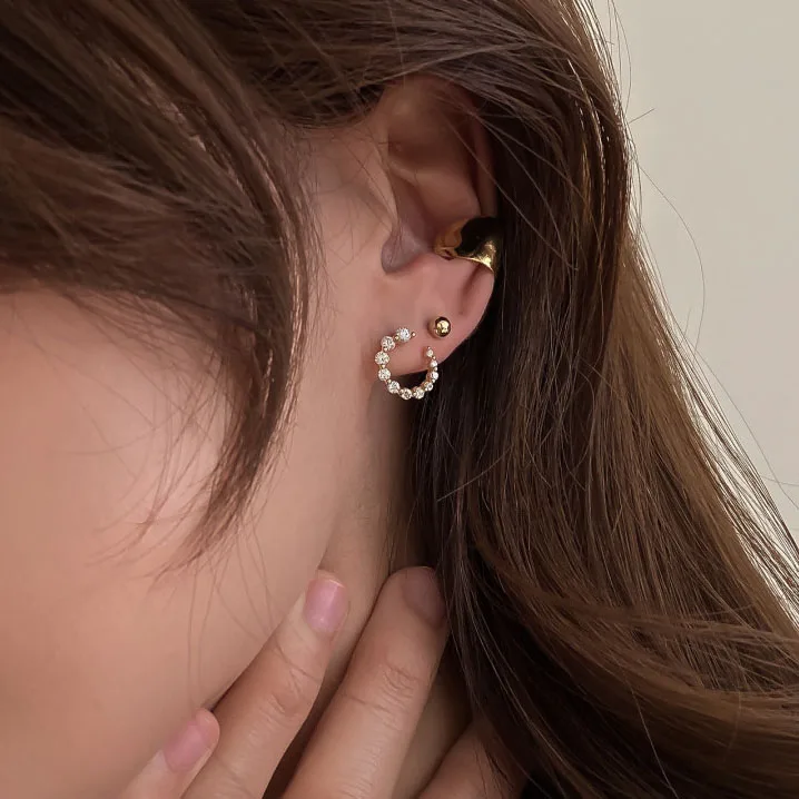 

Retro Gradient Zircon Earrings For Women Elegant Sweet Popular Design Stud Earring Ladies New Ear Jewelries Gifts