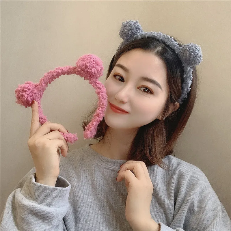 

Korean Version of The Bear Headband Simple and Cute Lamb Hair Wash Face Pressure Headband Hair Accessories
