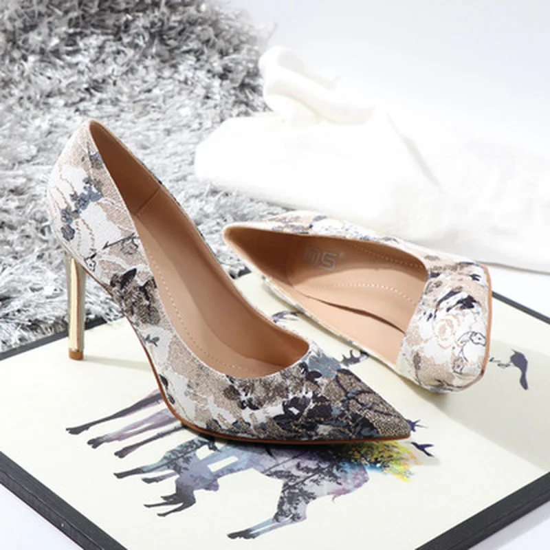 

Fashion Embroidery Thin Heels Women's Pumps 2021 Sexy Pointed Toe Mix Color Party Shoes Woman Shallow Shoes Ladies