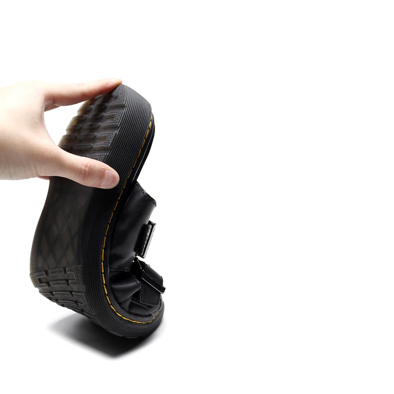 

2021 women's leather sandals wear-resistant anti-platform shoes leather ladies slippers flat shoes fashion casual women's shoes