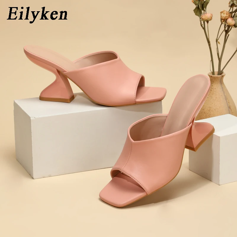

Eilyken 2022 New Summer Strange Style Women Slippers Non slip Shoes Slip On Slippers Slides Zapatos Mujer SIZE 35-42