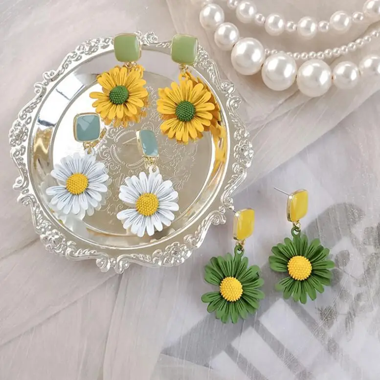 

Flowers Daisy Earrings Simple Fresh Fashion Drop Earrings Female Personality Sweet Party Gift Jewelry E7016
