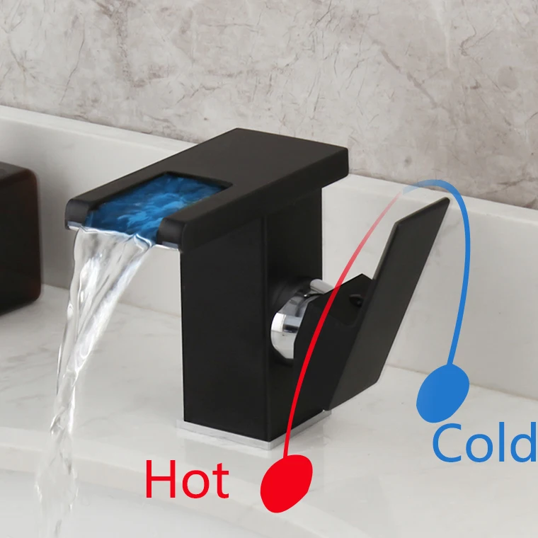 YANKSMART LED смеситель для ванной комнаты Водопад с одной ручкой раковины