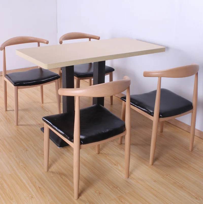 Стул круассаны из твердой древесины с имитацией железа простой современный стул