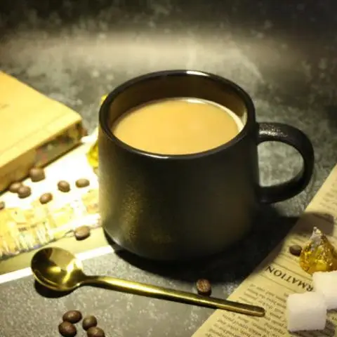 Грубая Женская необычная черная кружка в европейском стиле грубая керамика