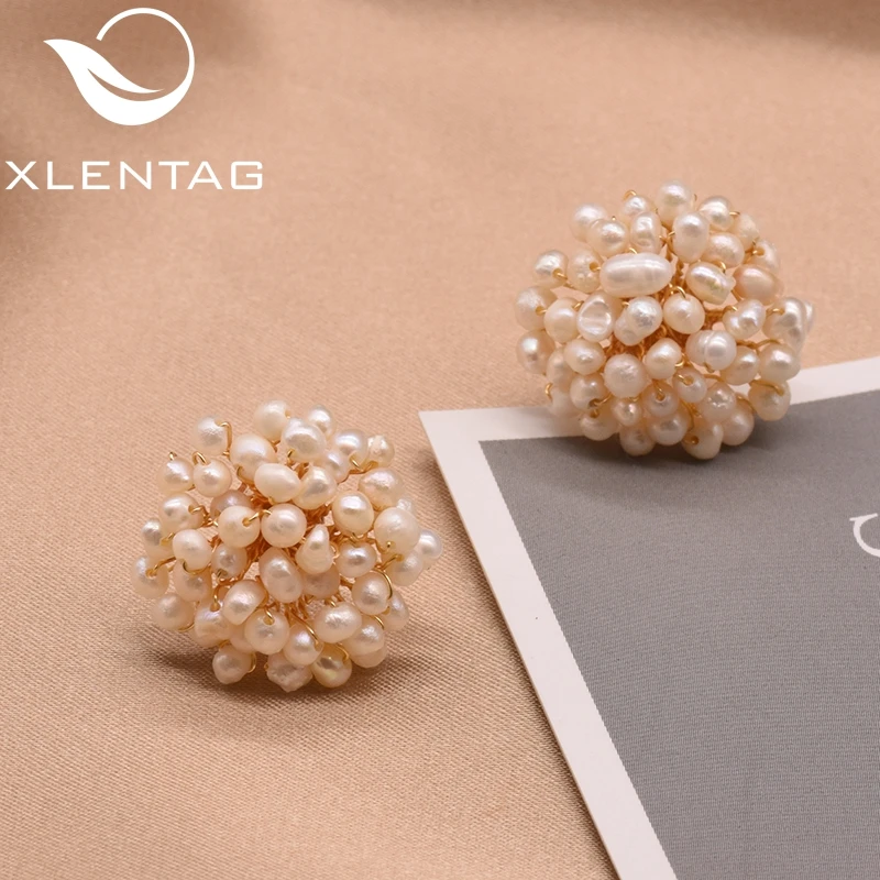 Женские серьги гвоздики XlentAg белые с натуральным пресноводным жемчугом и цветком
