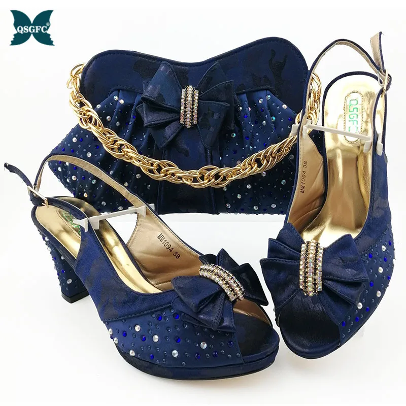 Новинка 2020 комплект женской обуви и сумочки в итальянском стиле набор из темно