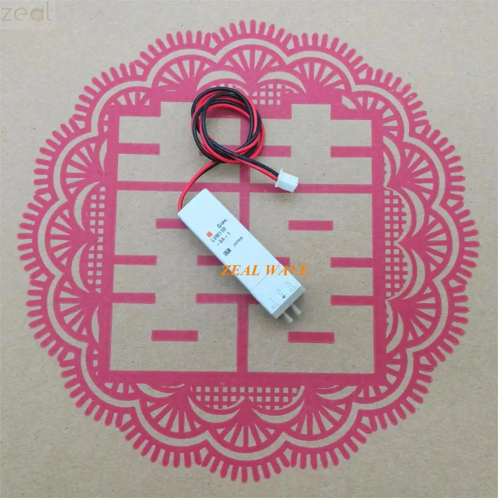 

For Imported Japanese SMC Micro DC Medical Liquid Valve Two-Way Solenoid Valve LVM11R-5A-1 DC24V