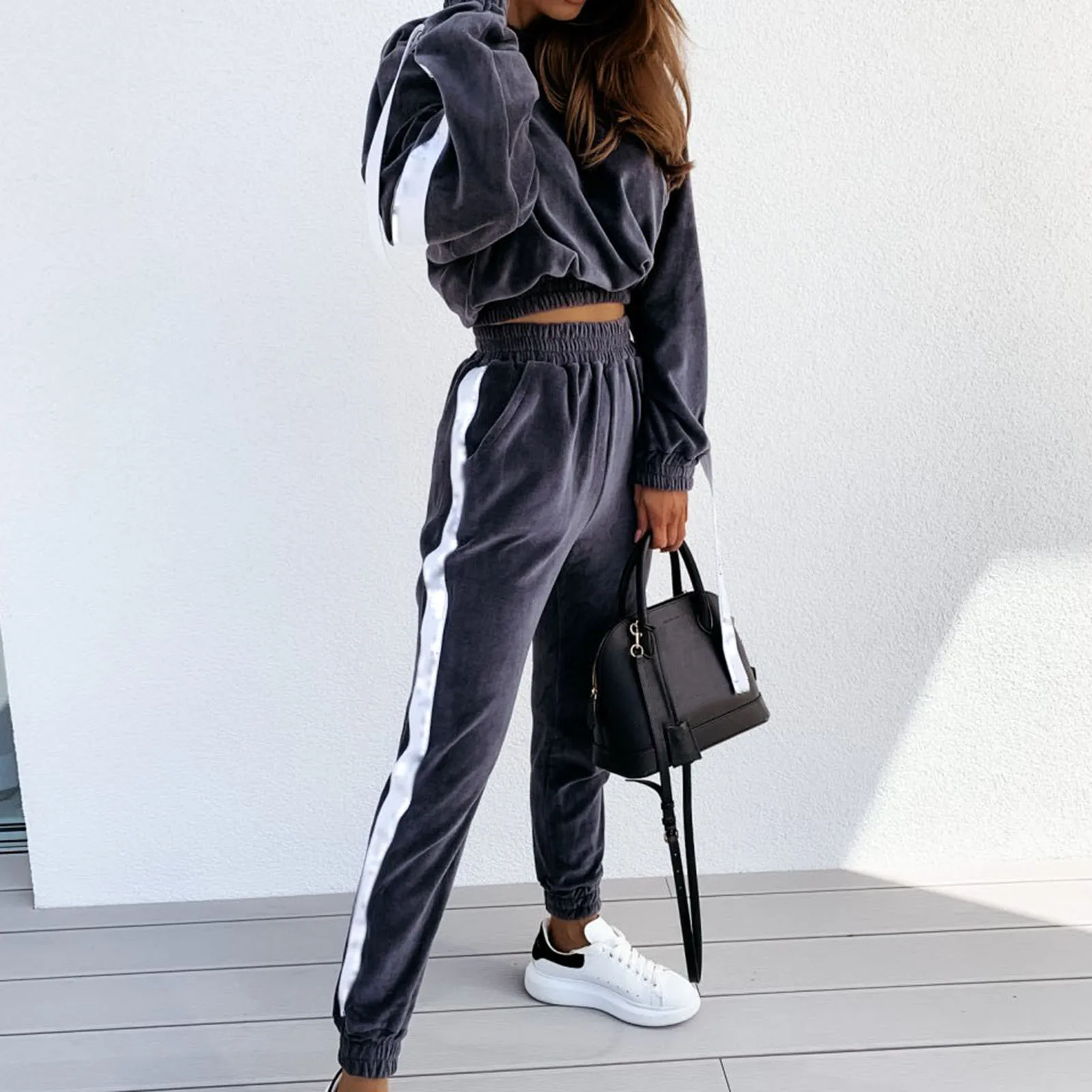 

Women Autumn Long Sleeve Velvet Hoodie Crop Top Pants Sports Tracksuit Outfit