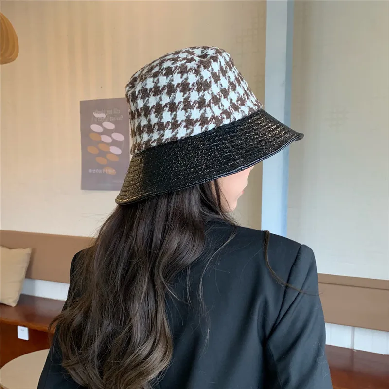 

New Classic Thousand Bird Lattice Splicing Leather Eaves Fisherman Hat Autumn and Winter Sunshade Basin Hat Small Fragrance Fash
