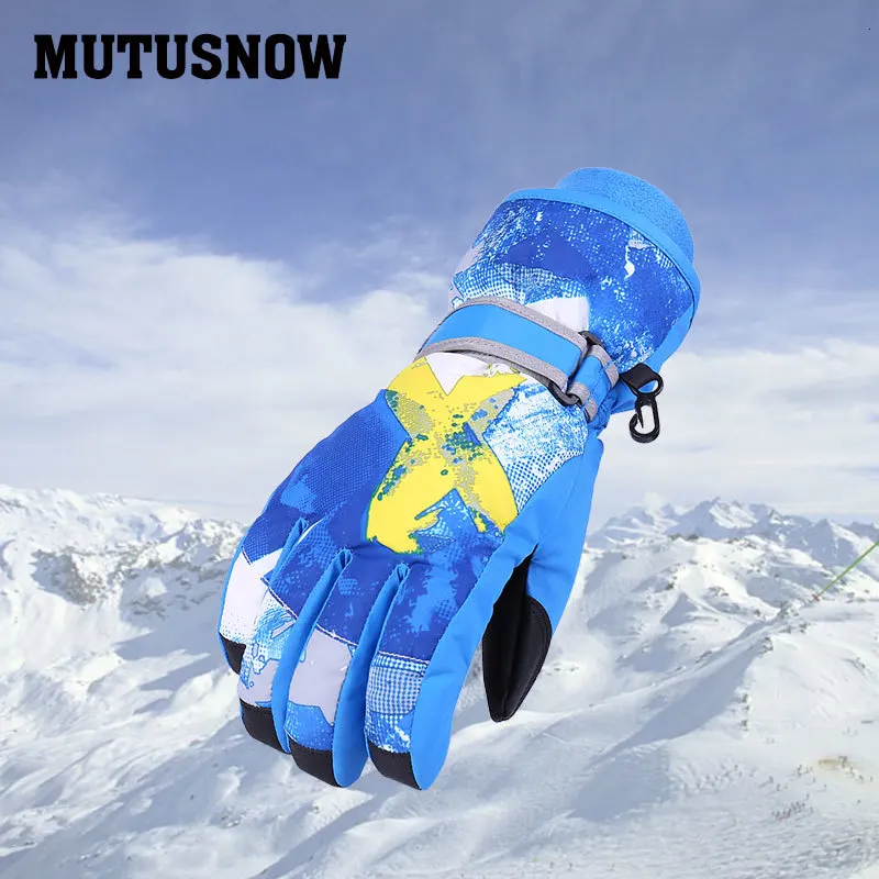 

Children's and women's ski gloves can touch snowboards, snowboards, motorcycles, snowmobiles, snowmobiles, winter gloves, warm