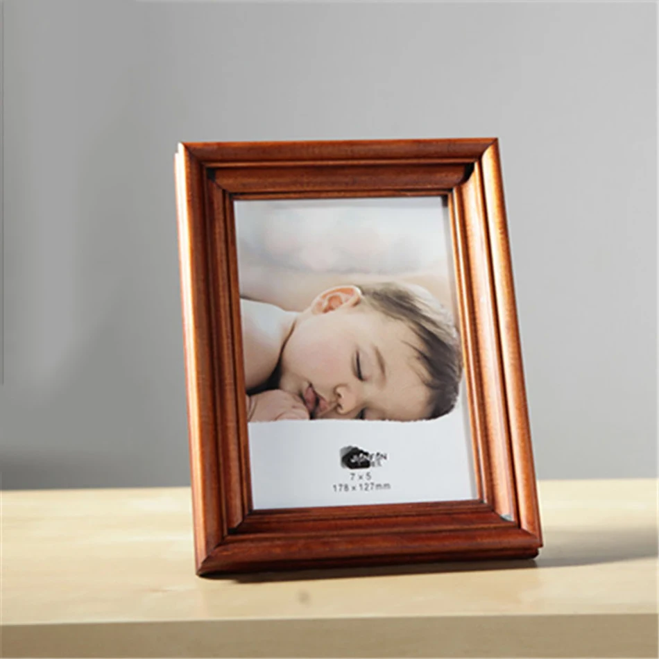 

Wooden Photo Frame Stand Antique Brown Finishing, Classic Picture Frame Photo Display,Living Beroom Tabletop Table Decoration