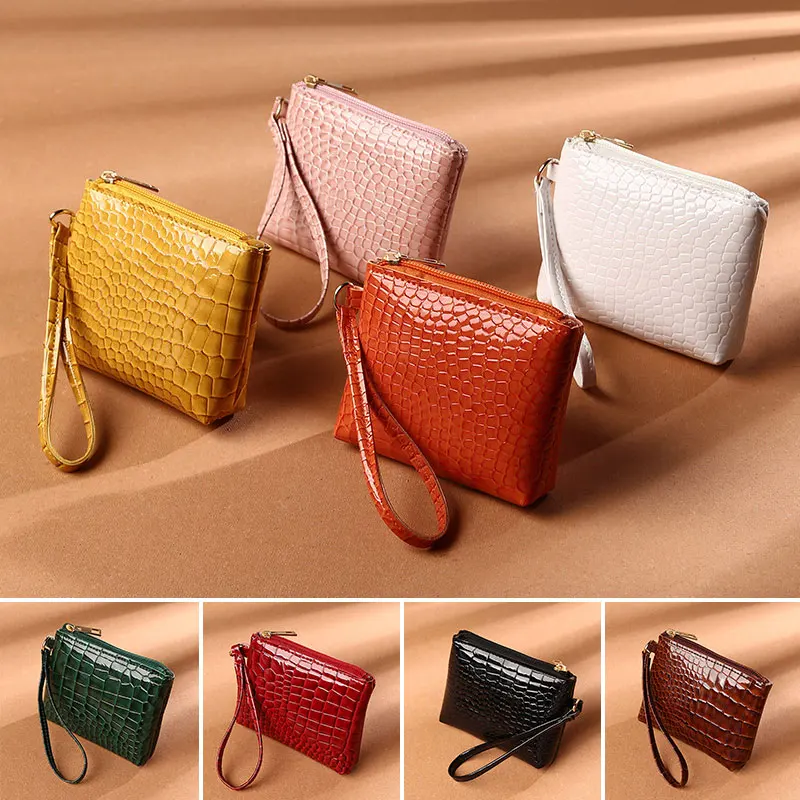 

Fashion Women's Wallet Crocodile Print Short Zipper Wrist Mini Coin Bag Retro PU Leather Ladies Card Holder Coin Purse