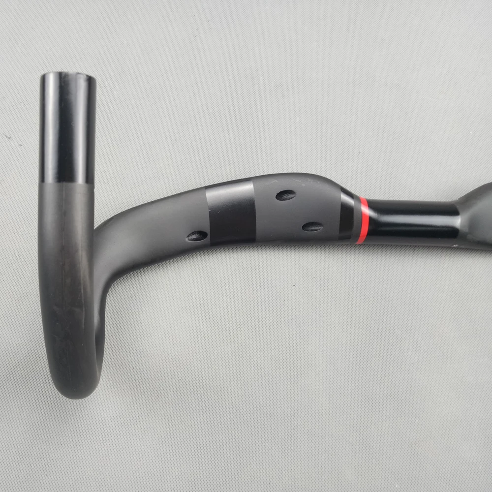 Цена Руль велосипедный матовый из углеродного волокна, изогнутый стержень руля дорожного велосипеда, для игр