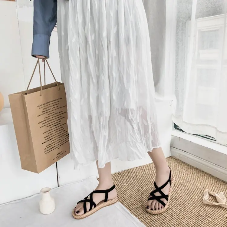 

New Summer Women Sandals Shoes New Beach Ladies shoes Woman Flip Flops Fashion Breathable flat sandals