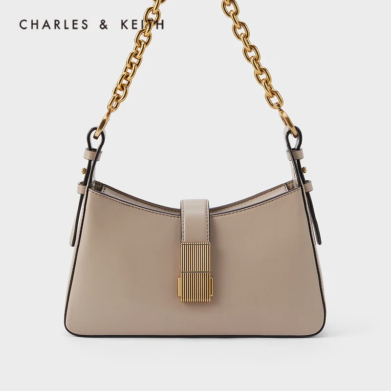 CHARLES＆KEITHНовинка на летом 2021 CK2 20781463 Женская классическая цепь подмышками