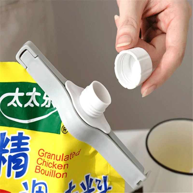 

1pc food preservation sealing clip sealing clip tea discharge spout plastic snack bag clip food-grade bag sealing artifact
