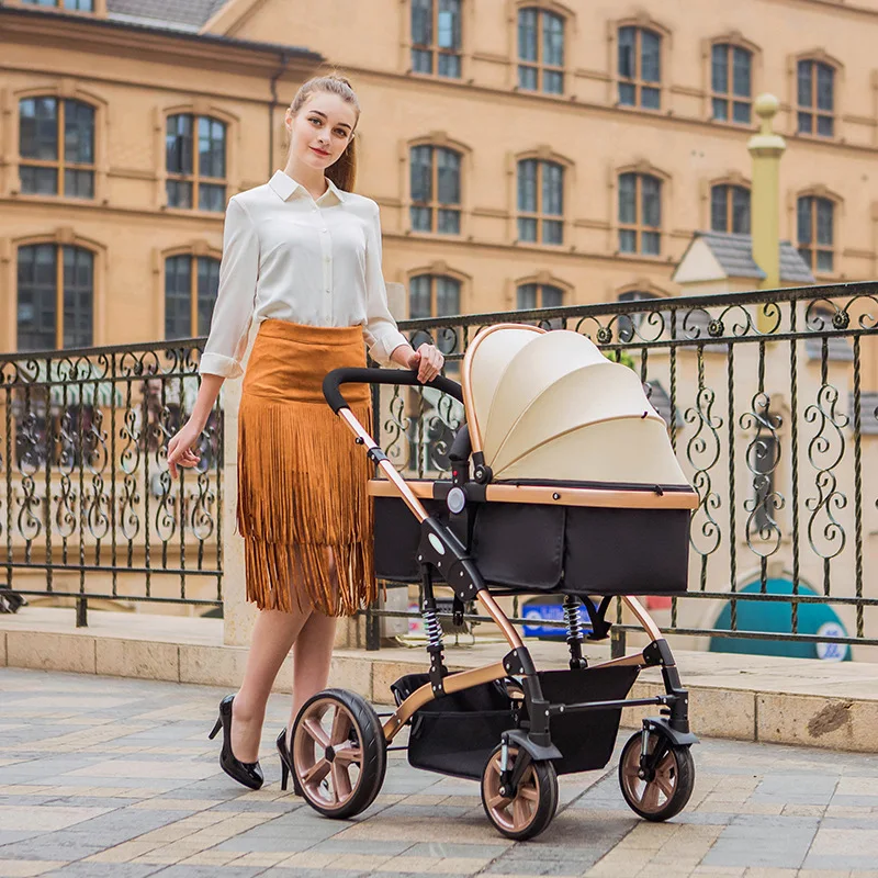 Коляска с высоким обзором может использоваться для складывания двухходовой