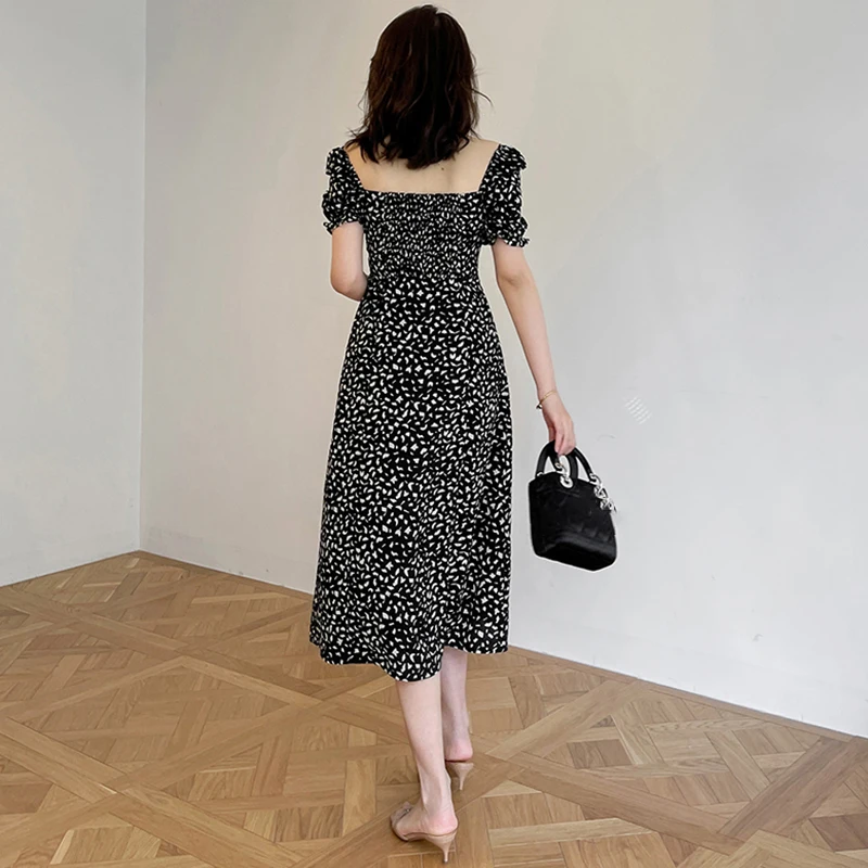 

[EAM] Women Black Pattern Printed Slit Dress New Square Collar Short Sleeve Loose Fit Fashion Tide Spring Summer 2021 1DD9433