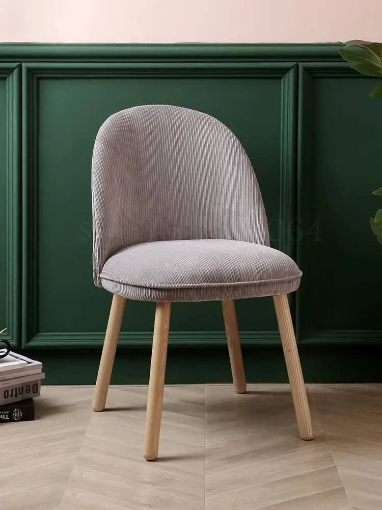 Скандинавский однотонный деревянный сетчатый красный стул для макияжа простой