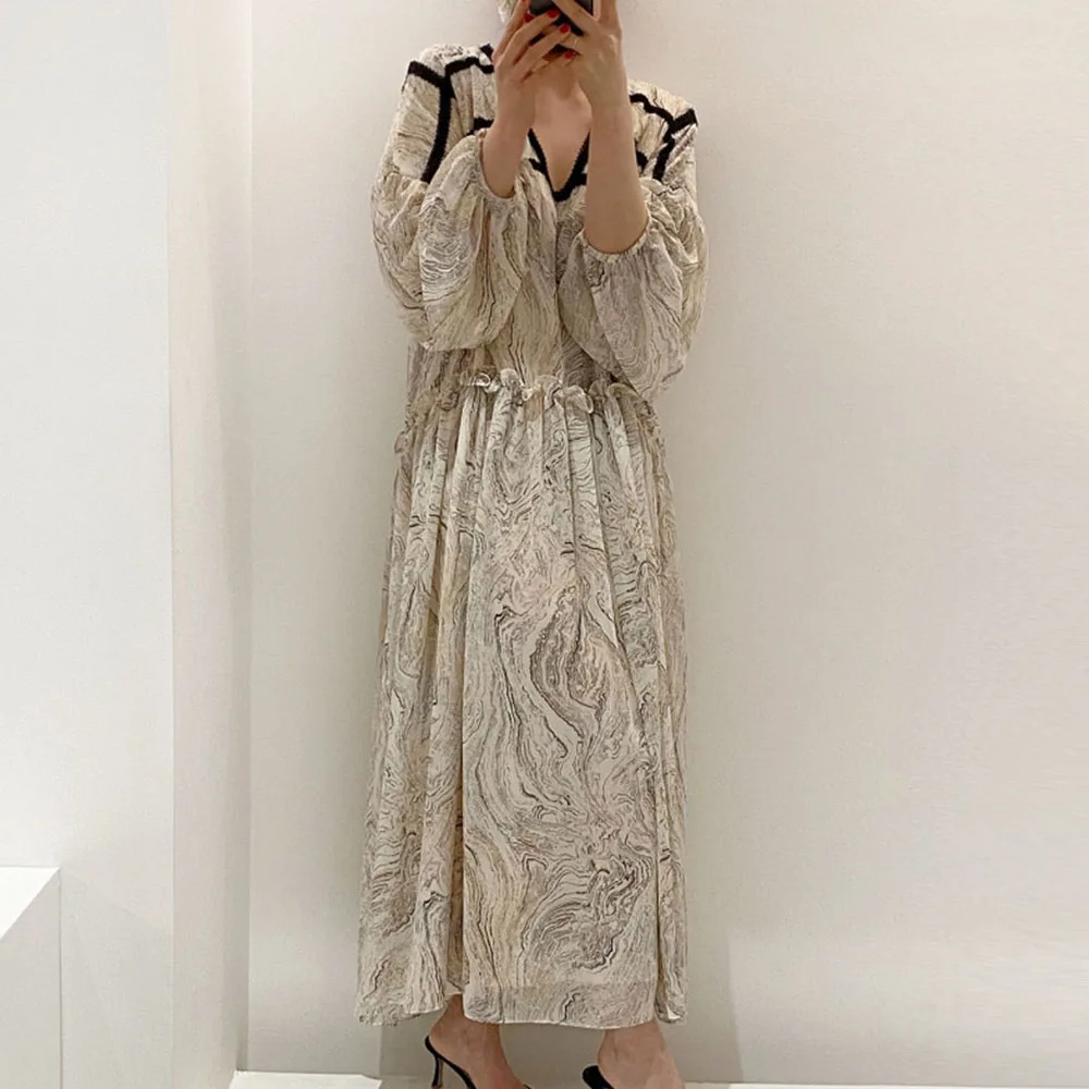 

Women Lantern Long Sleeve Korean Dress 2021 Spring Summer V Neck Casual A-Line High Waist Pleated Long Maxi Dresses New Fashion