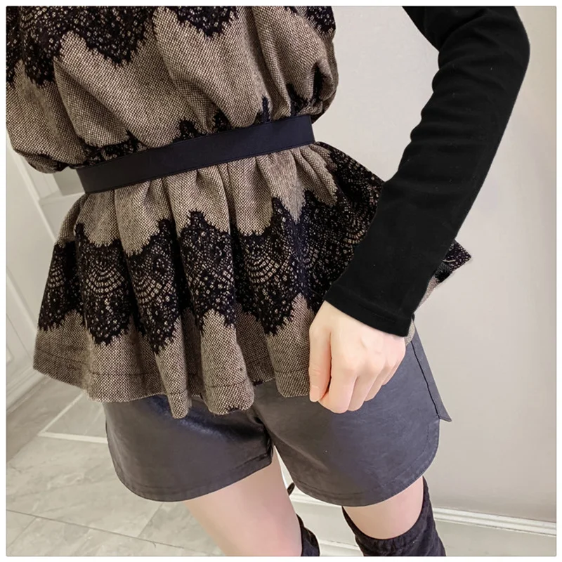 

2020 Spring Autumn Long Sleeve Blouse Shirt Women Vintage Lace Stitched Patchwork Peplum Tops Ladies Kawaii Ruffle Blouses