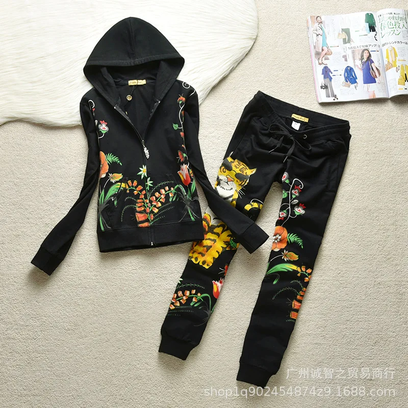 

Women's Gilded velvet fashion slim casual sportswear,tracksuit women,crop top,two piece set,met,trousers,plus size suits