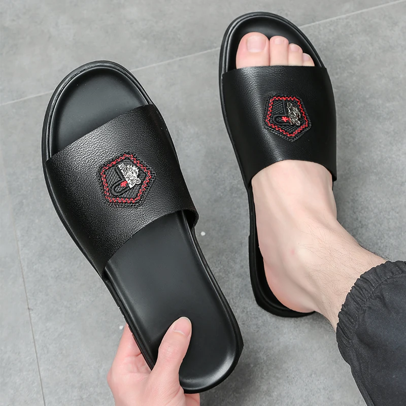 

Summer men's leather casual slippers slippery leather flat shoes beach shoes shower slippers 1