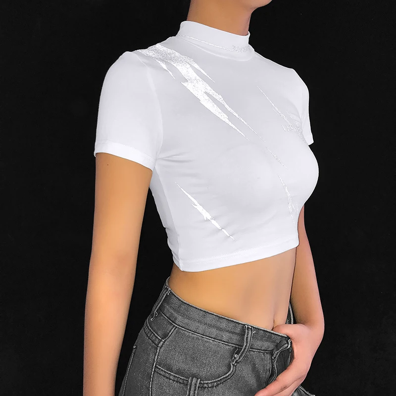 Женская трикотажная футболка Weekeep белая Светоотражающая облегающая с круглым