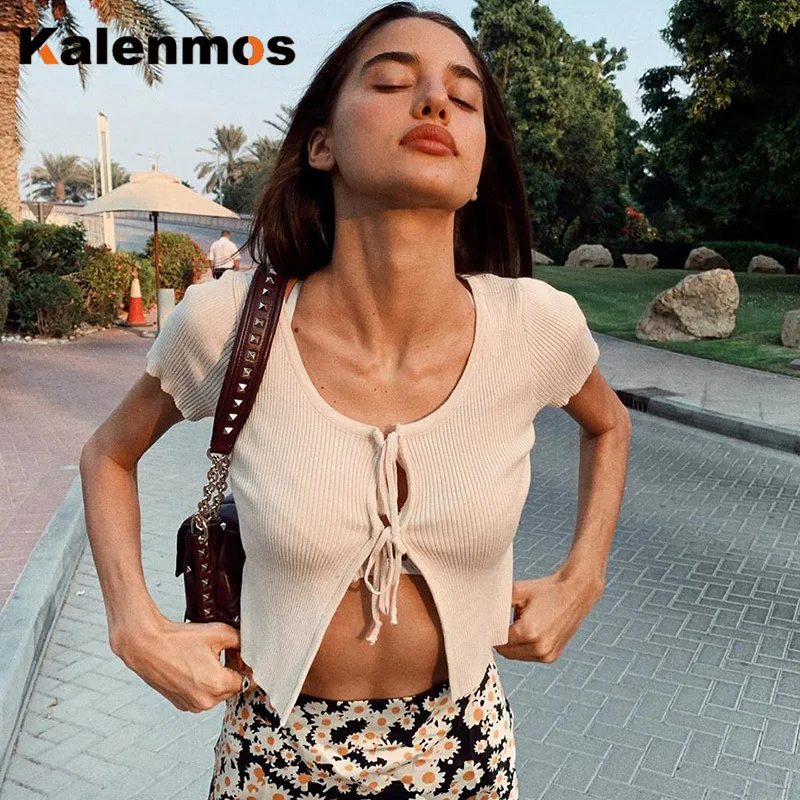 Женский укороченный топ KALENMOS на шнуровке с коротким рукавом и разрезом спереди