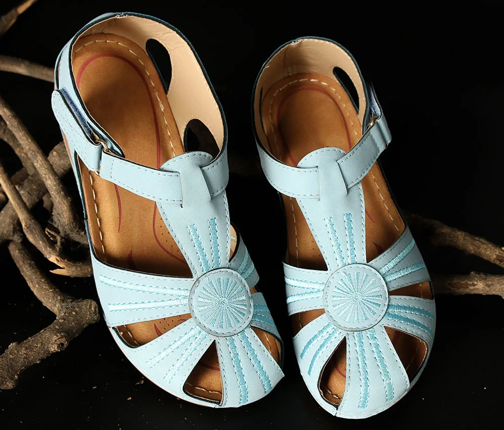 

Platform Sandals Women Summer Hollow Out Summer Handmade Platform Ladies Shoes Women Retro Style Soft Bottom Mother Shoes 329