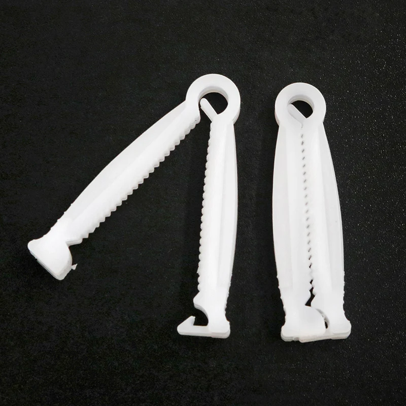 

CX Veterinary Pig Umbilical Cord Clamps Umbilical Cord Cutter Pig Farm Breeding Equipment