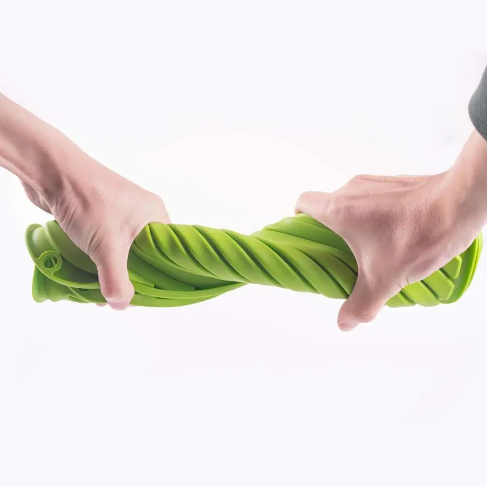 Силиконовый коврик для сушки посуды легко чистится можно мыть в посудомоечной