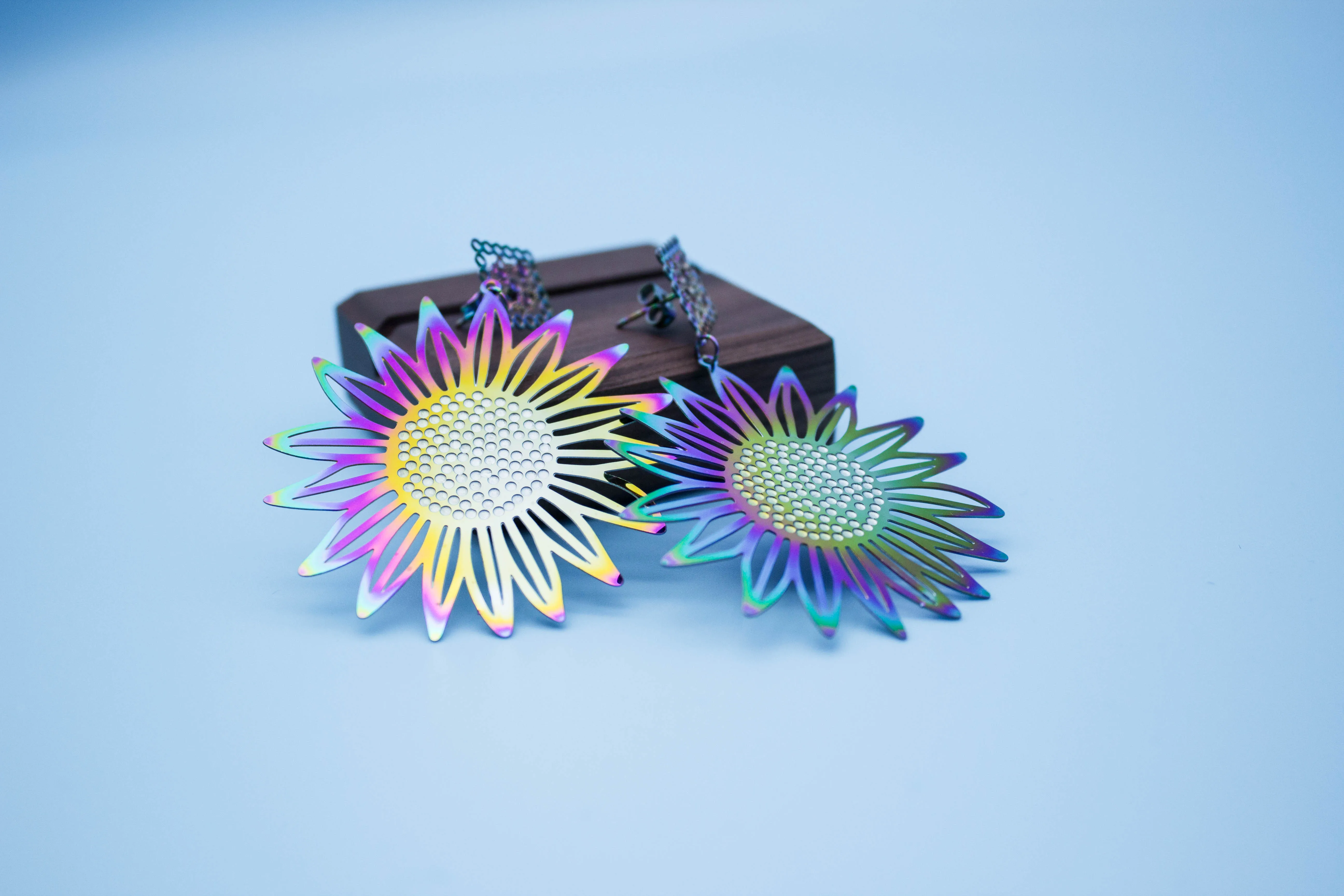 Градиентные Разноцветные серьги с большим цветком для женщин хризантемами