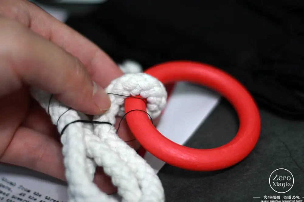 Кольцо с танцующей Диком зиммерманом крупным планом магический трюк реквизит