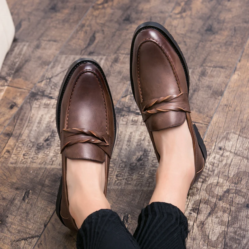 Мужские модные деловые туфли с острым носком лоферы Кожаные Туфли оксфорды для