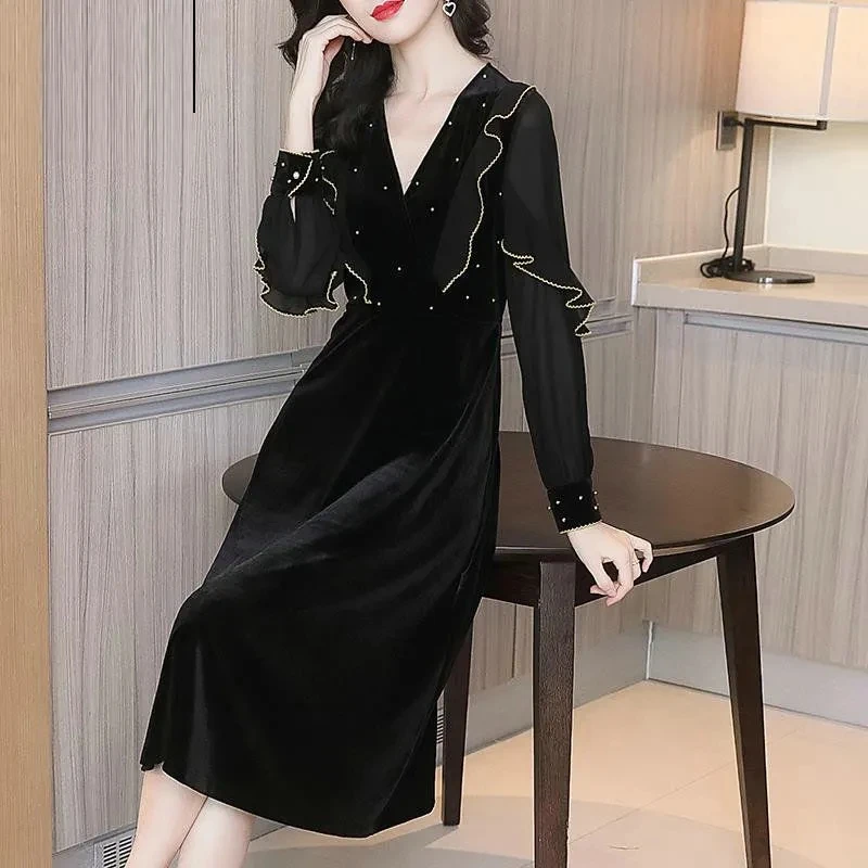 

2021 New Style Spring Autumn Dress Women V-neck fungus Long-Sleeved Slim Slimming Velvet Dress Retro Dress Women Elegant