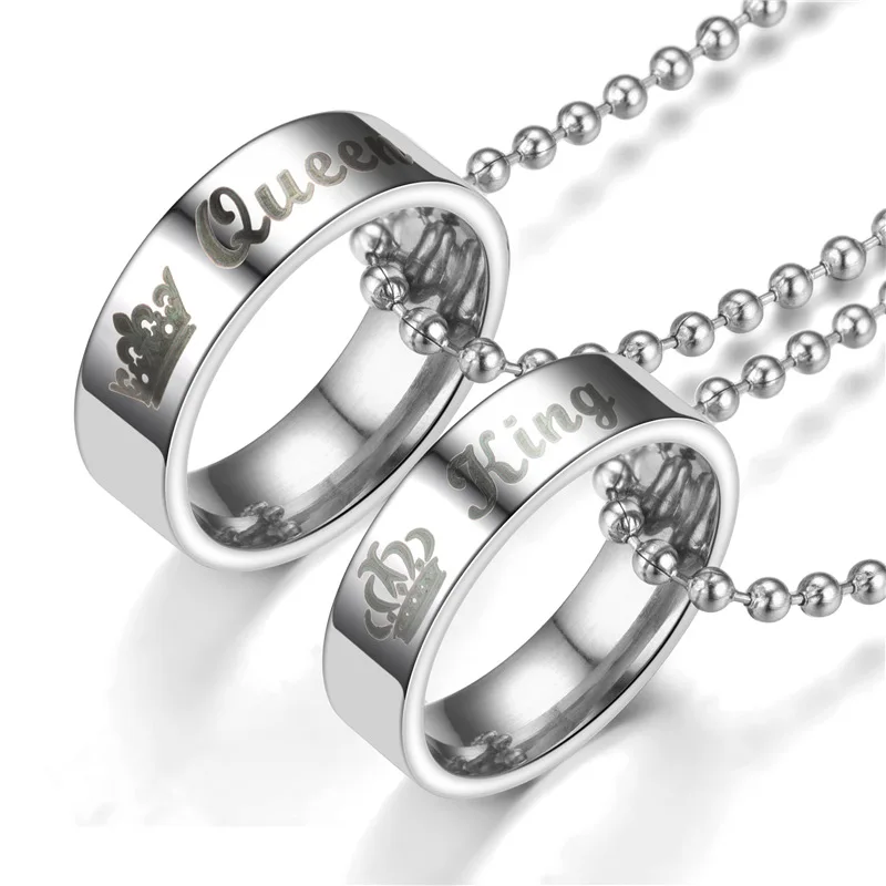 

Парные ожерелья Her King & His Queen, кольцо из нержавеющей стали, кулон, ювелирные изделия для влюбленных, подарок на день Святого Валентина, чокер