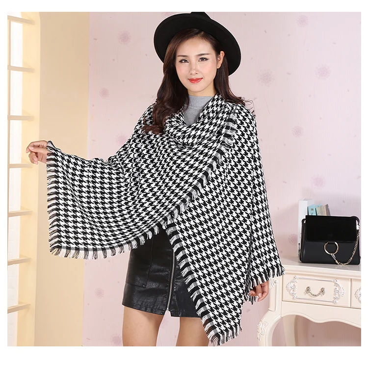 

Women Winter Thick Fashion Soft Warm Lady Cashmere White and Black Long Houndstooth Scarf with Tassel