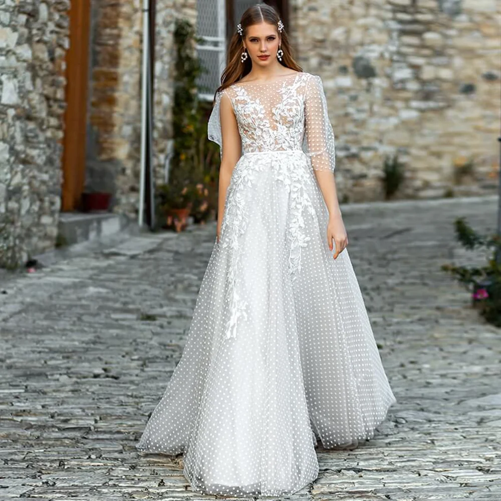 

Flutter Sleeves Dotted Tulle Wedding Dress Boat Neck Custom Made Backless Transparent Back Floral Appliques Bateau Bridal Gown