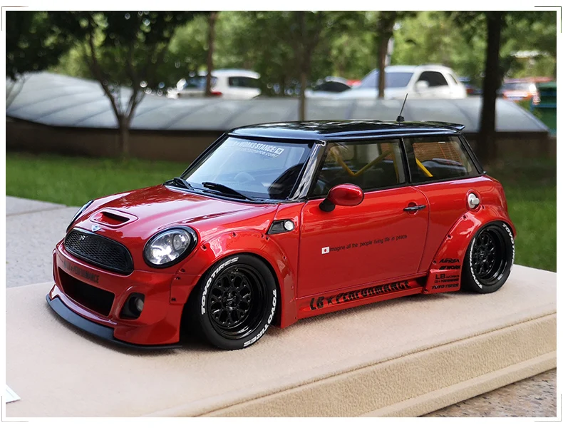 LB 1/18 BMW MINI Coupe LB| |