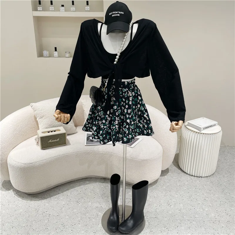 

Niche Design Summer 2021 Fashion New Sun Proof Cardigan + Suspender Vest + Elastic Waist Floral Pantskirt Three-piece Set